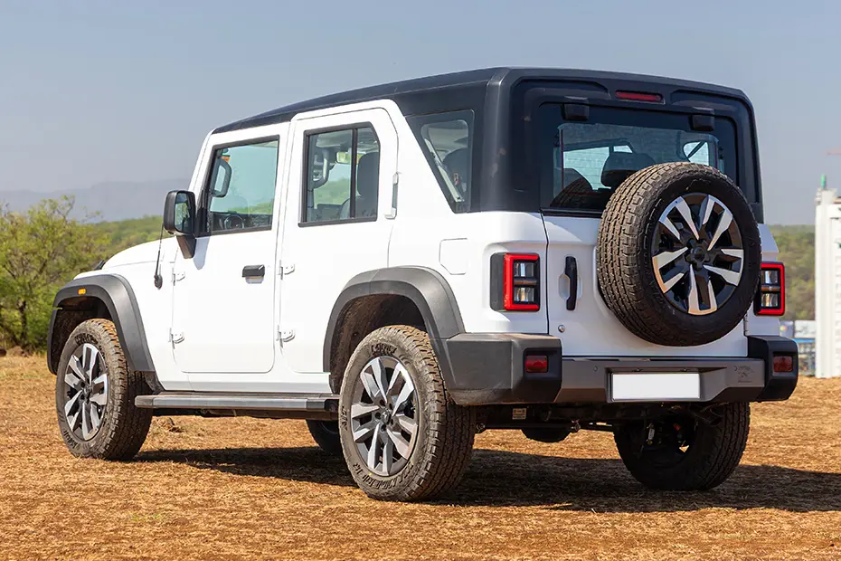 Mahindra Thar Roxx Star Automatic